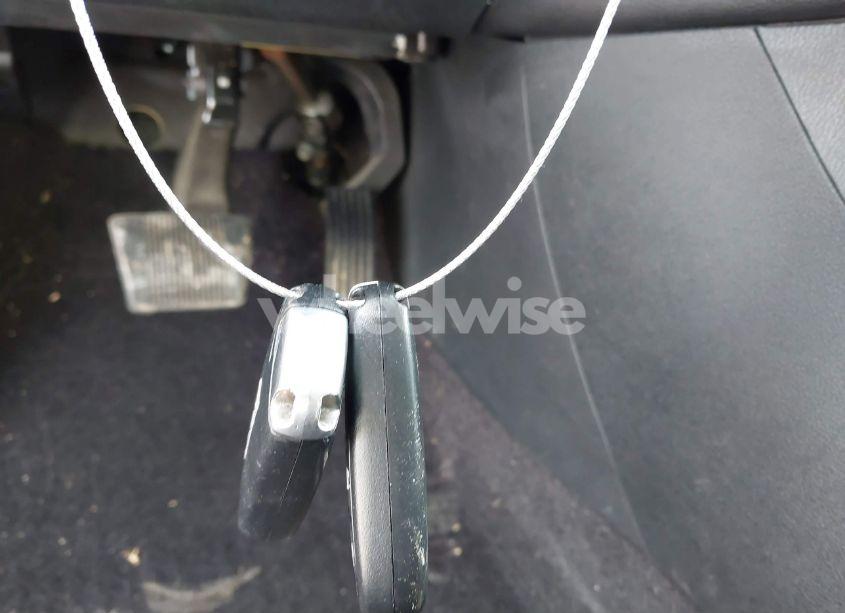 Photo 11 of 2016 Jeep Cherokee OVERLAND (VIN 1C4PJMJS1GW315142)