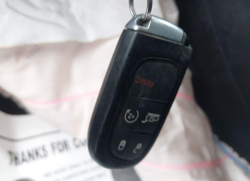 Photo 11 of 2019 Jeep Cherokee OVERLAND 4X4 (VIN 1C4PJMJX3KD372202)