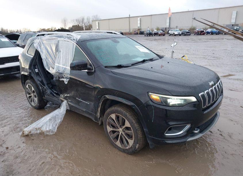 2019 Jeep Cherokee OVERLAND 4X4 (VIN 1C4PJMJX4KD211258) main photo
