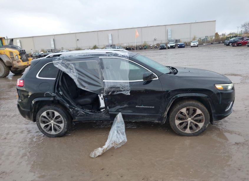 Photo 13 of 2019 Jeep Cherokee OVERLAND 4X4 (VIN 1C4PJMJX4KD211258)