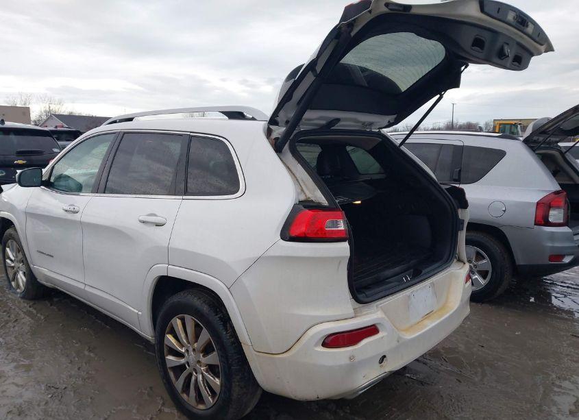 Photo 3 of 2018 Jeep Cherokee OVERLAND 4X4 (VIN 1C4PJMJX7JD594353)