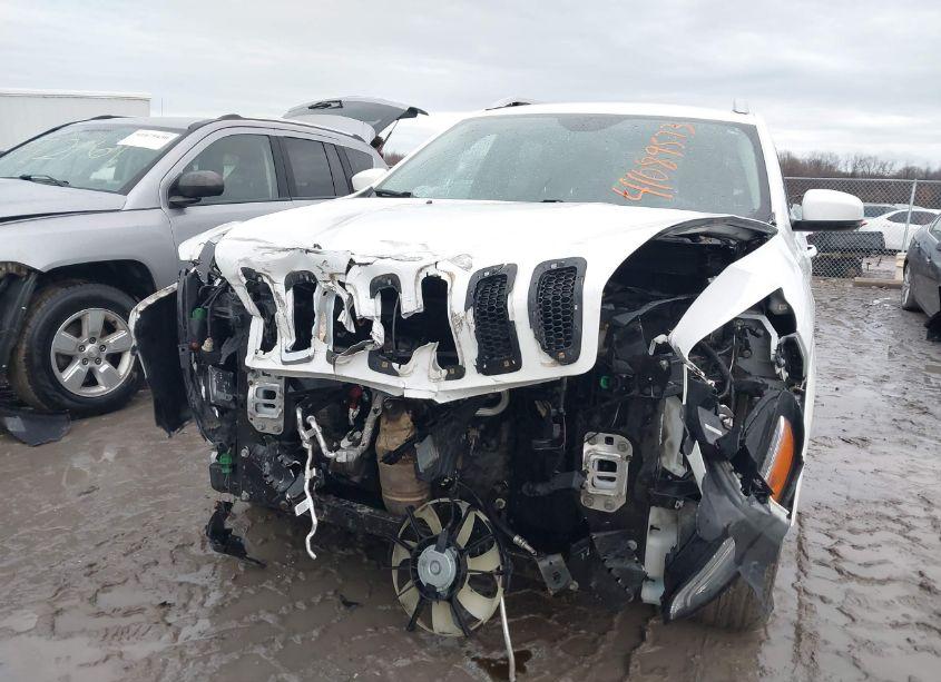 Photo 6 of 2018 Jeep Cherokee OVERLAND 4X4 (VIN 1C4PJMJX7JD594353)