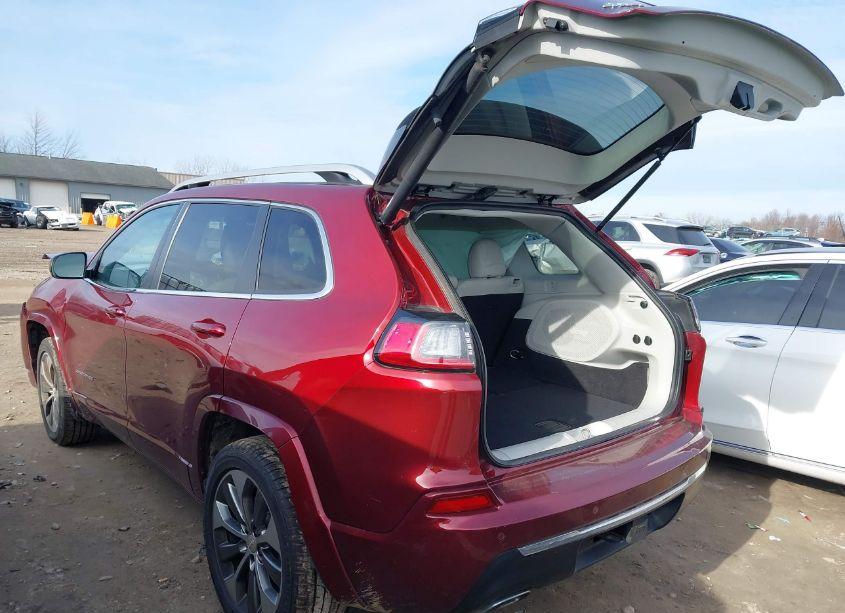Photo 3 of 2019 Jeep Cherokee OVERLAND 4X4 (VIN 1C4PJMJX8KD257997)