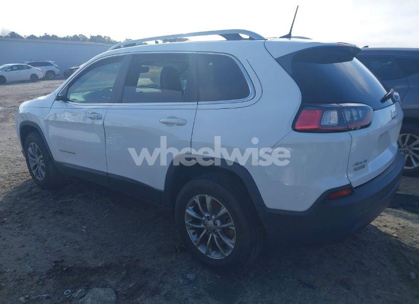 Photo 3 of 2019 Jeep Cherokee LATITUDE PLUS 4X4 (VIN 1C4PJMLB0KD105309)