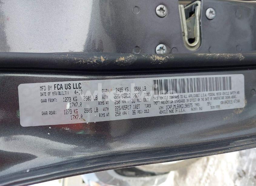 Photo 9 of 2019 Jeep Cherokee LATITUDE PLUS 4X4 (VIN 1C4PJMLB0KD190975)