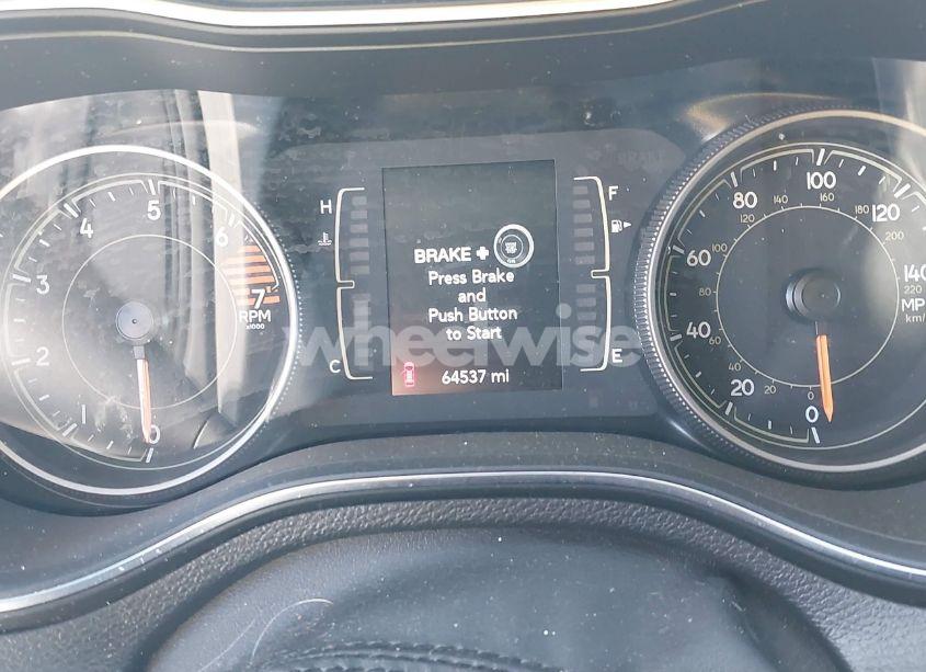 Photo 7 of 2019 Jeep Cherokee ALTITUDE 4X4 (VIN 1C4PJMLB0KD320947)