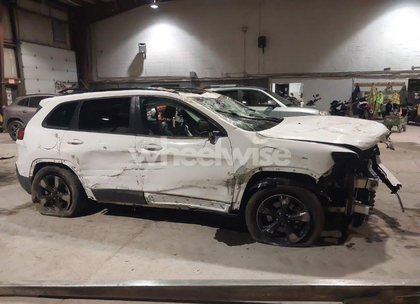 Photo 13 of 2019 Jeep Cherokee ALTITUDE 4X4 (VIN 1C4PJMLB0KD455278)