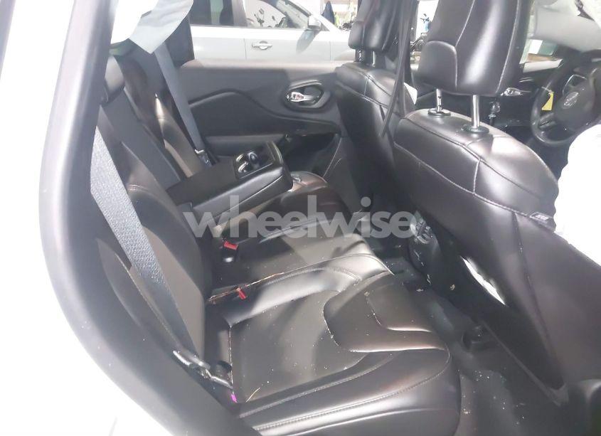 Photo 8 of 2019 Jeep Cherokee ALTITUDE 4X4 (VIN 1C4PJMLB0KD455278)