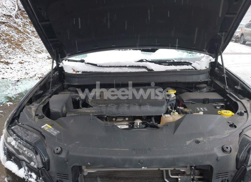 Photo 10 of 2019 Jeep Cherokee ALTITUDE 4X4 (VIN 1C4PJMLB0KD485820)