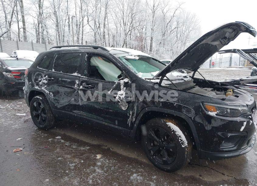 Photo 6 of 2019 Jeep Cherokee ALTITUDE 4X4 (VIN 1C4PJMLB0KD485820)