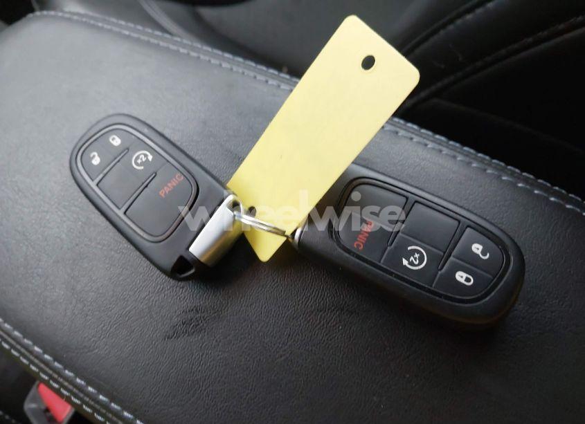 Photo 11 of 2020 Jeep Cherokee LATITUDE PLUS 4X4 (VIN 1C4PJMLB0LD509566)