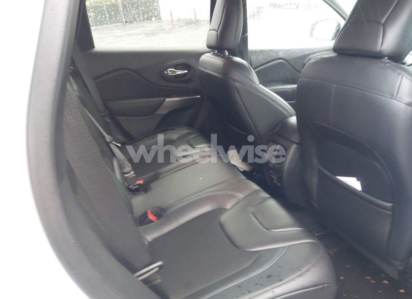 Photo 8 of 2020 Jeep Cherokee LATITUDE PLUS 4X4 (VIN 1C4PJMLB0LD509566)