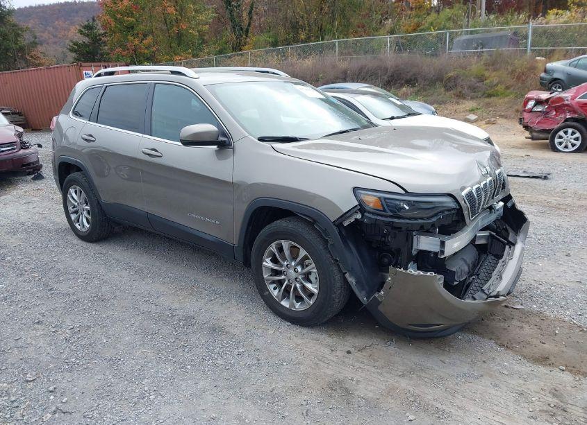 2021 Jeep Cherokee LATITUDE PLUS 4X4 (VIN 1C4PJMLB0MD223086) main photo