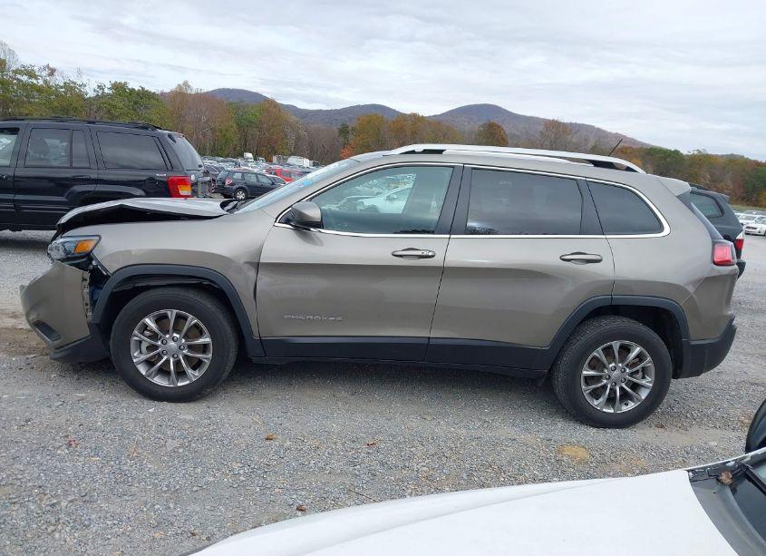 Photo 14 of 2021 Jeep Cherokee LATITUDE PLUS 4X4 (VIN 1C4PJMLB0MD223086)