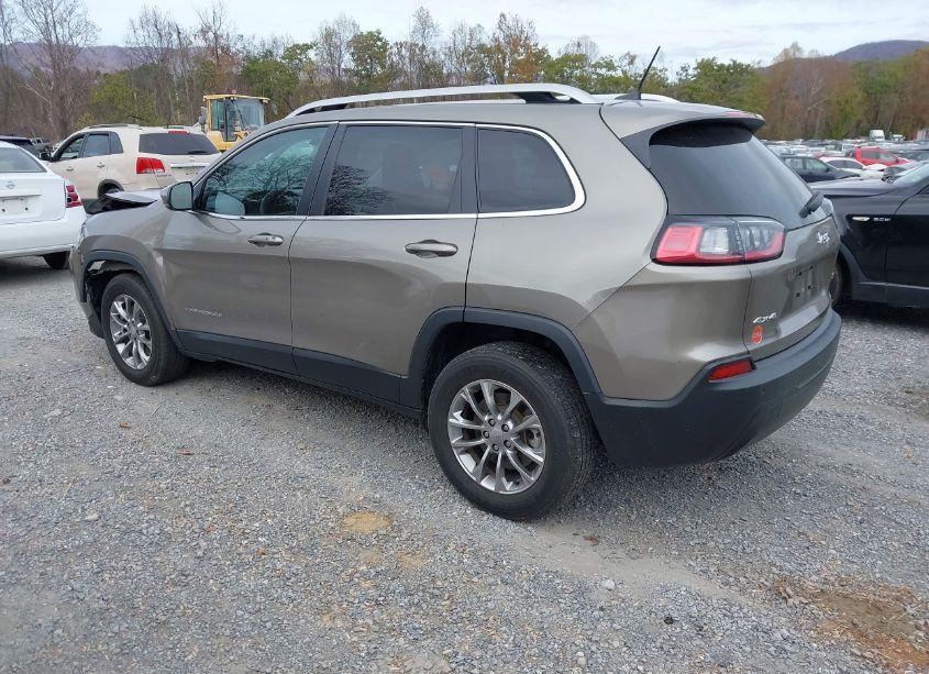 Photo 3 of 2021 Jeep Cherokee LATITUDE PLUS 4X4 (VIN 1C4PJMLB0MD223086)