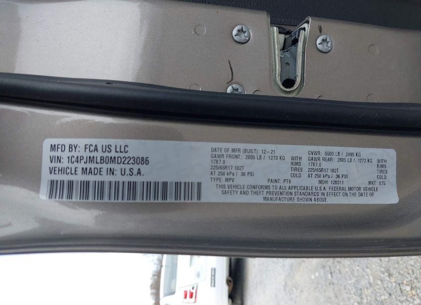 Photo 9 of 2021 Jeep Cherokee LATITUDE PLUS 4X4 (VIN 1C4PJMLB0MD223086)