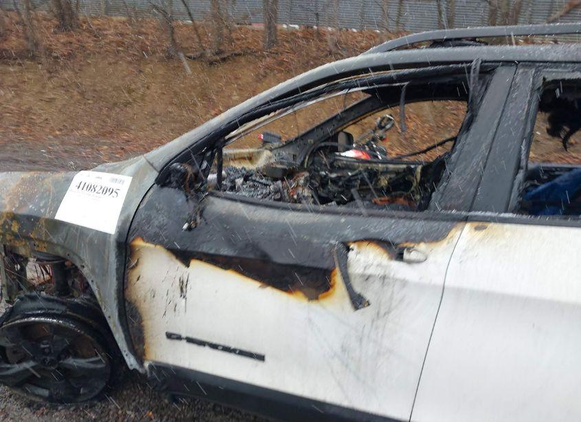 Photo 6 of 2021 Jeep Cherokee ALTITUDE 4X4 (VIN 1C4PJMLB0MD233553)