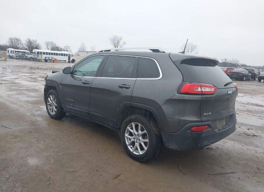 Photo 3 of 2018 Jeep Cherokee LATITUDE PLUS 4X4 (VIN 1C4PJMLB1JD532755)