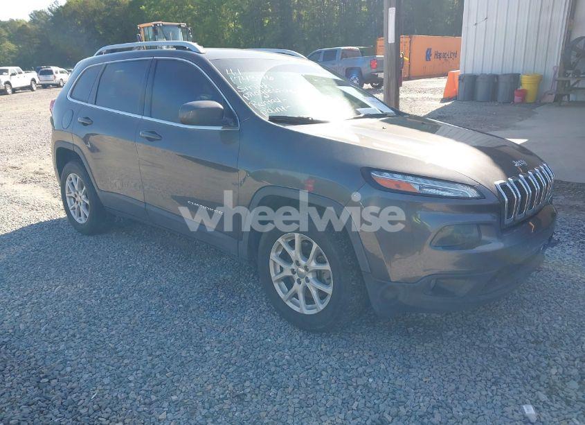 2018 Jeep Cherokee LATITUDE PLUS 4X4 (VIN 1C4PJMLB1JD532917) main photo