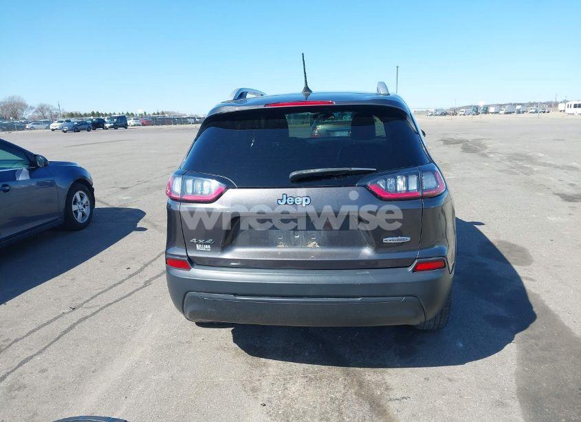 Photo 17 of 2019 Jeep Cherokee LATITUDE PLUS 4X4 (VIN 1C4PJMLB1KD180990)