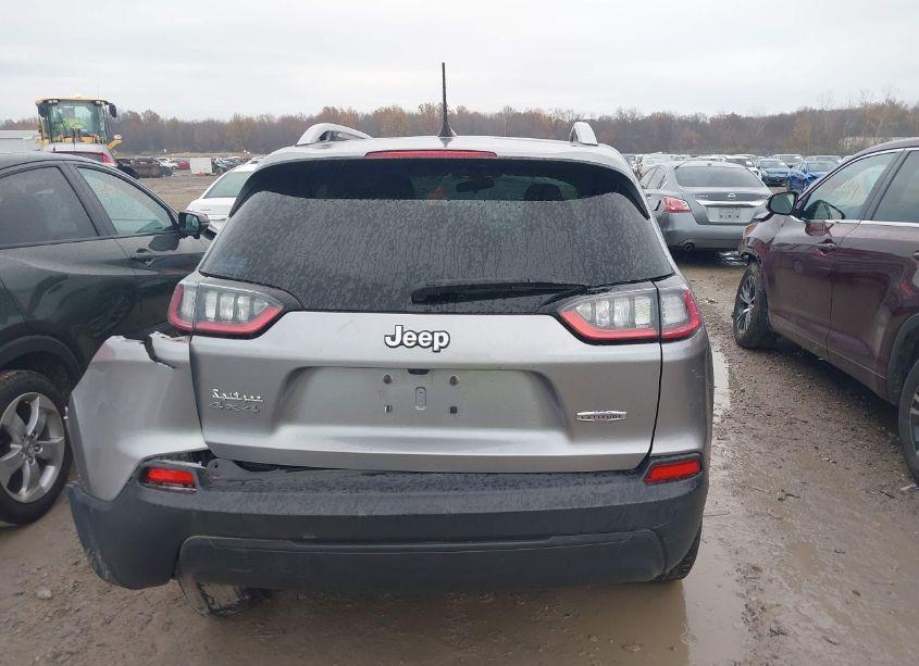 Photo 16 of 2019 Jeep Cherokee LATITUDE PLUS 4X4 (VIN 1C4PJMLB1KD181119)
