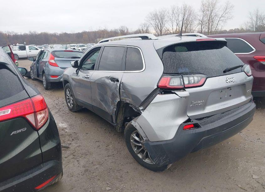 Photo 3 of 2019 Jeep Cherokee LATITUDE PLUS 4X4 (VIN 1C4PJMLB1KD181119)