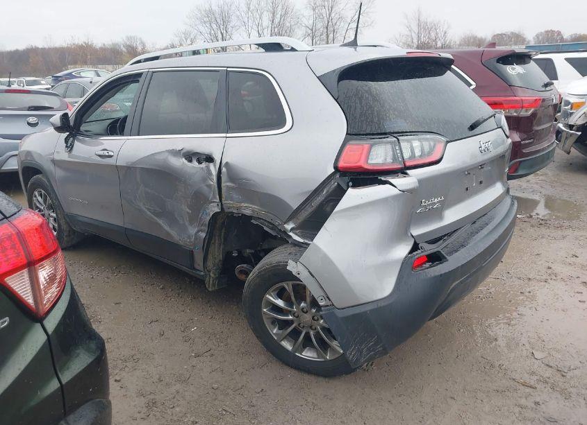 Photo 6 of 2019 Jeep Cherokee LATITUDE PLUS 4X4 (VIN 1C4PJMLB1KD181119)