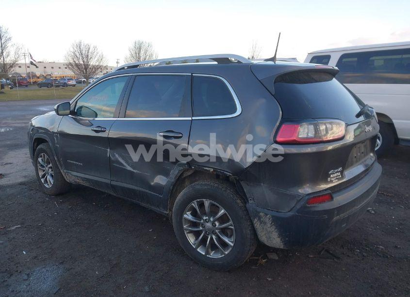 Photo 3 of 2019 Jeep Cherokee LATITUDE PLUS 4X4 (VIN 1C4PJMLB1KD311884)
