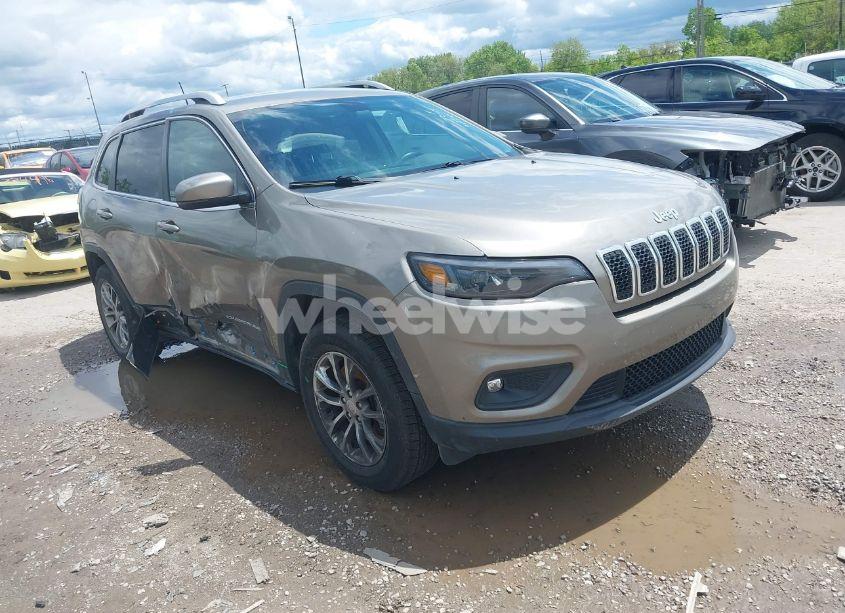 2020 Jeep Cherokee LATITUDE PLUS 4X4 (VIN 1C4PJMLB1LD569548) main photo