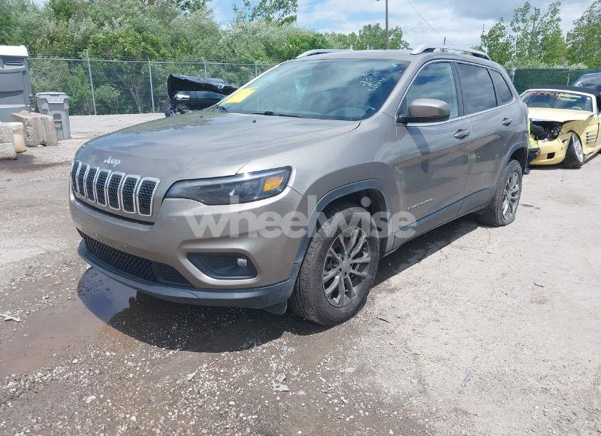 Photo 2 of 2020 Jeep Cherokee LATITUDE PLUS 4X4 (VIN 1C4PJMLB1LD569548)