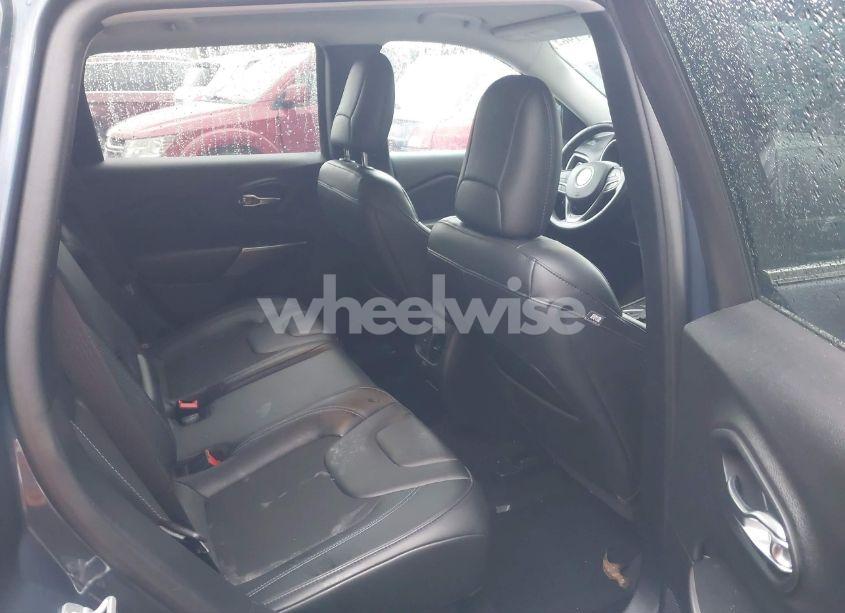 Photo 8 of 2020 Jeep Cherokee LATITUDE PLUS 4X4 (VIN 1C4PJMLB1LD646130)