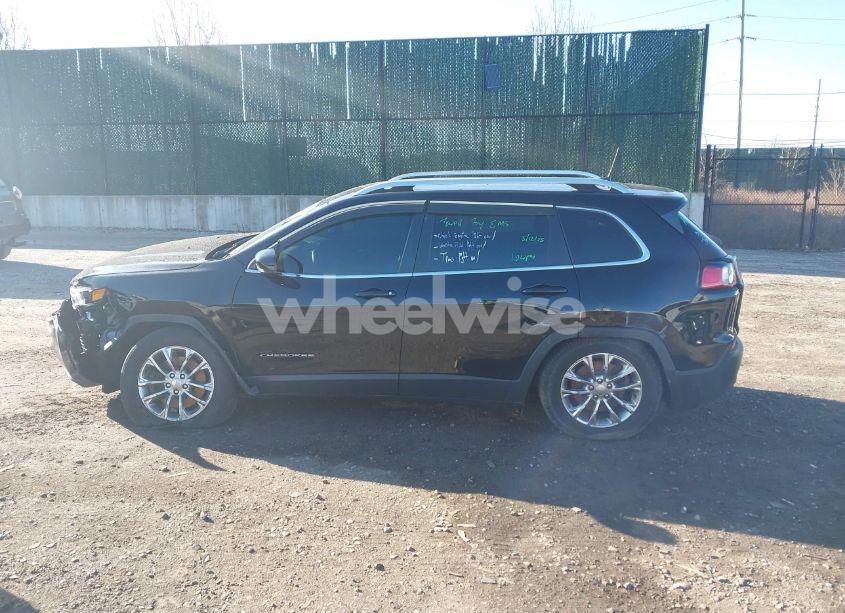 Photo 14 of 2019 Jeep Cherokee LATITUDE PLUS 4X4 (VIN 1C4PJMLB2KD261304)
