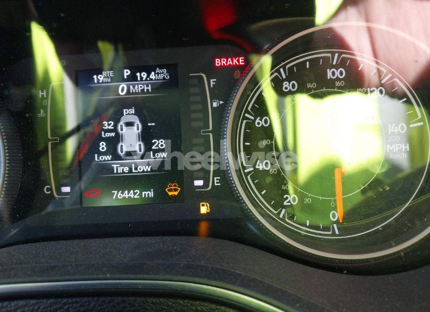 Photo 7 of 2019 Jeep Cherokee LATITUDE PLUS 4X4 (VIN 1C4PJMLB2KD261304)