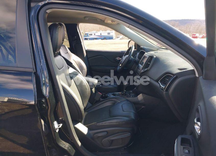 Photo 5 of 2019 Jeep Cherokee ALTITUDE 4X4 (VIN 1C4PJMLB2KD291127)