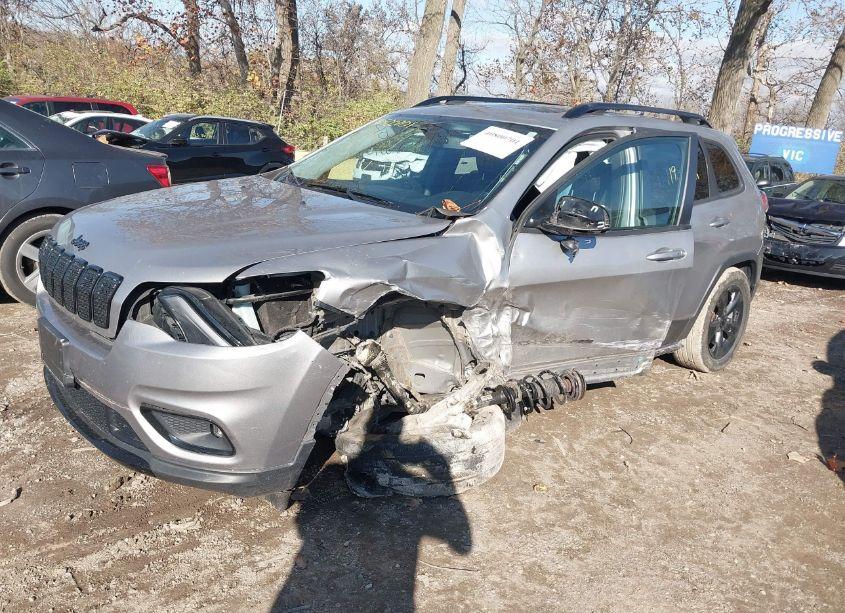 Photo 2 of 2019 Jeep Cherokee ALTITUDE 4X4 (VIN 1C4PJMLB2KD391325)