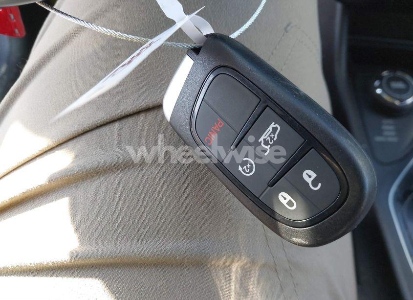 Photo 11 of 2019 Jeep Cherokee ALTITUDE 4X4 (VIN 1C4PJMLB2KD461079)