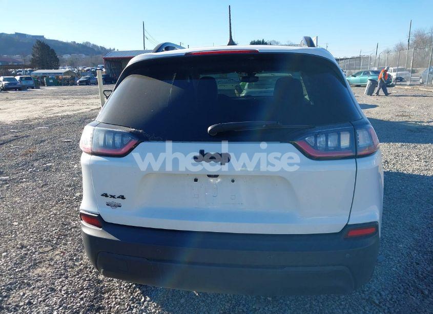 Photo 16 of 2019 Jeep Cherokee ALTITUDE 4X4 (VIN 1C4PJMLB2KD461079)