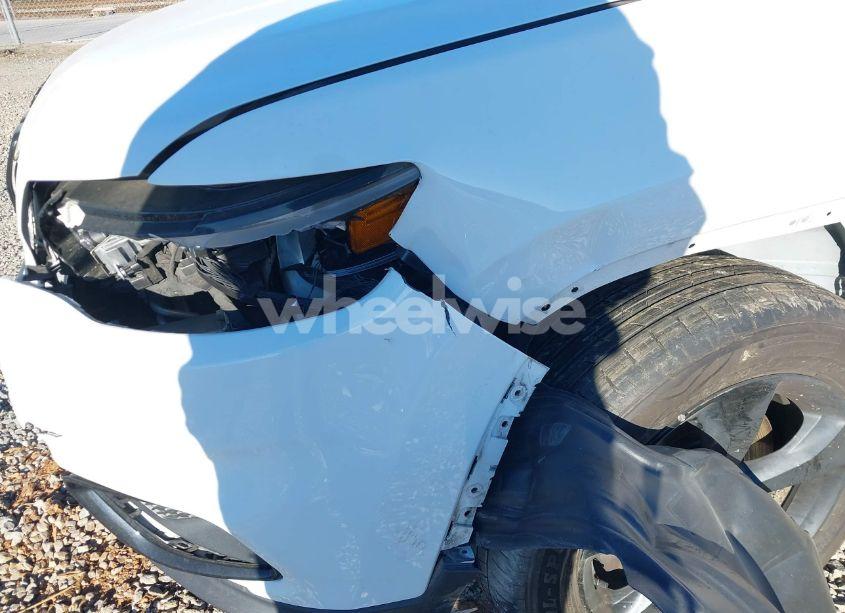 Photo 18 of 2019 Jeep Cherokee ALTITUDE 4X4 (VIN 1C4PJMLB2KD461079)