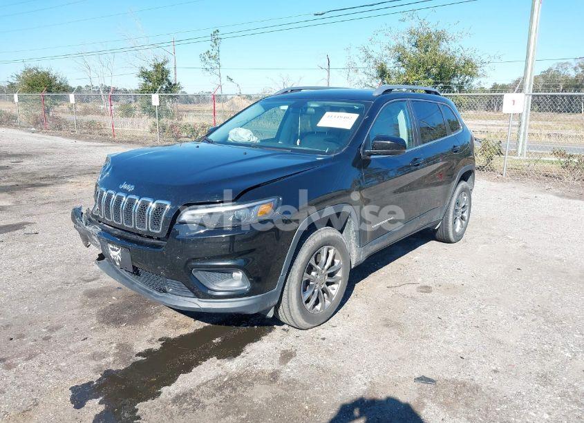 Photo 2 of 2020 Jeep Cherokee LATITUDE PLUS 4X4 (VIN 1C4PJMLB2LD651160)