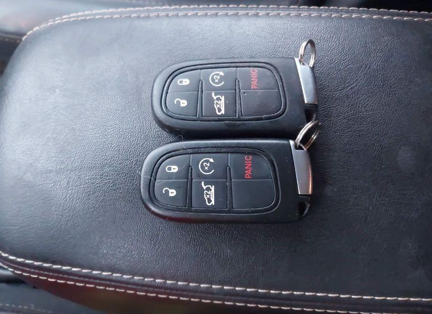 Photo 11 of 2018 Jeep Cherokee LATITUDE PLUS 4X4 (VIN 1C4PJMLB3JD522227)