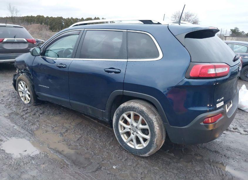 Photo 3 of 2018 Jeep Cherokee LATITUDE PLUS 4X4 (VIN 1C4PJMLB3JD522227)