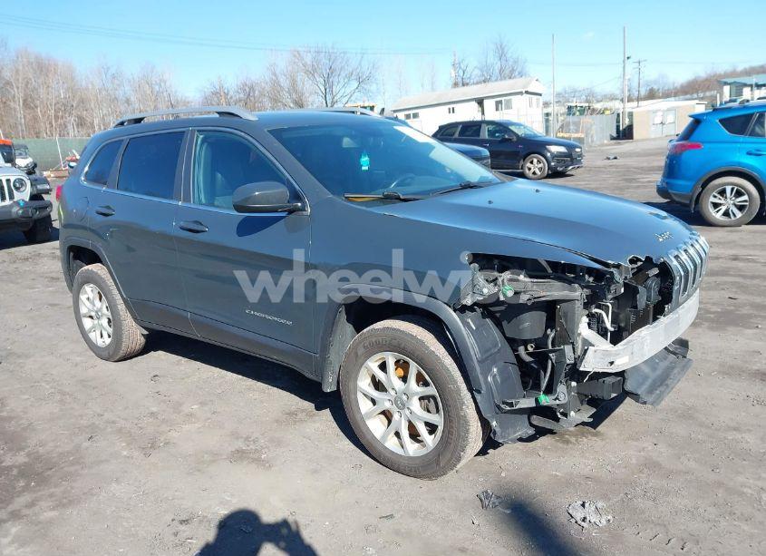 2018 Jeep Cherokee LATITUDE PLUS 4X4 (VIN 1C4PJMLB3JD571203) main photo