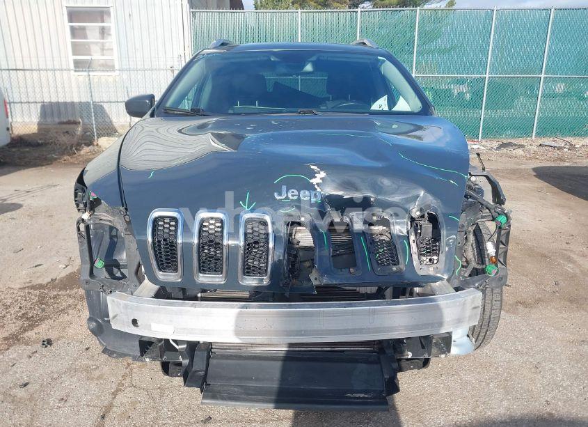 Photo 13 of 2018 Jeep Cherokee LATITUDE PLUS 4X4 (VIN 1C4PJMLB3JD601512)