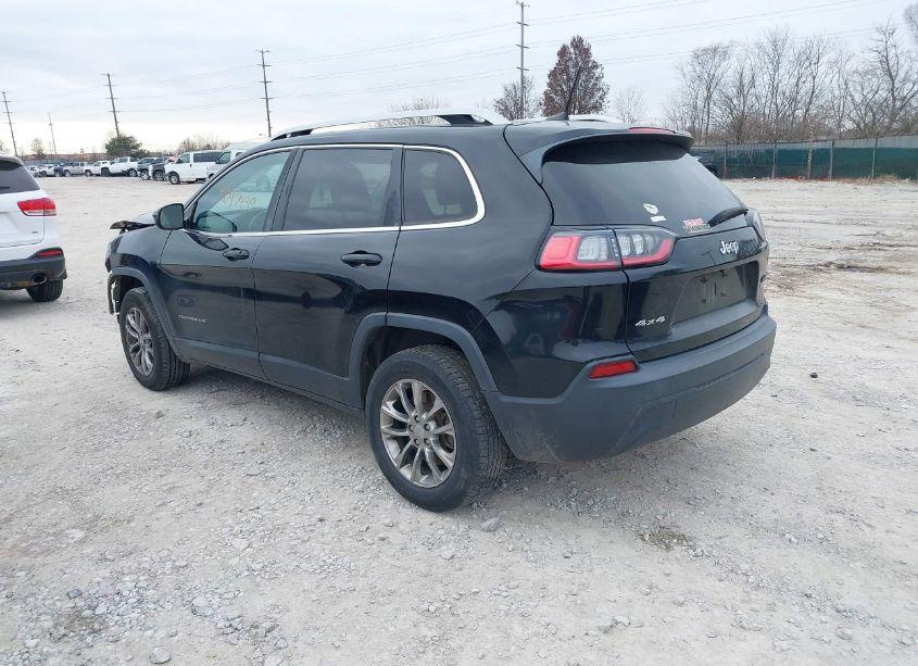 Photo 3 of 2019 Jeep Cherokee LATITUDE PLUS 4X4 (VIN 1C4PJMLB3KD139843)