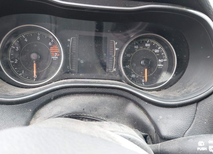 Photo 7 of 2019 Jeep Cherokee LATITUDE PLUS 4X4 (VIN 1C4PJMLB3KD139843)