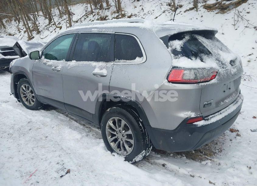 Photo 3 of 2019 Jeep Cherokee LATITUDE PLUS 4X4 (VIN 1C4PJMLB3KD173054)