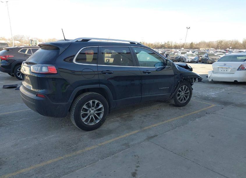 Photo 4 of 2019 Jeep Cherokee LATITUDE PLUS 4X4 (VIN 1C4PJMLB3KD213424)