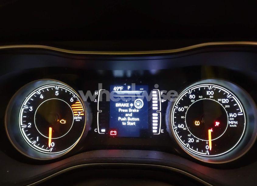 Photo 7 of 2019 Jeep Cherokee LATITUDE PLUS 4X4 (VIN 1C4PJMLB3KD214119)