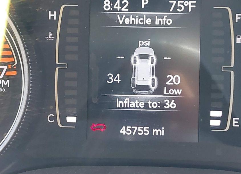 Photo 16 of 2019 Jeep Cherokee LATITUDE PLUS 4X4 (VIN 1C4PJMLB3KD254863)