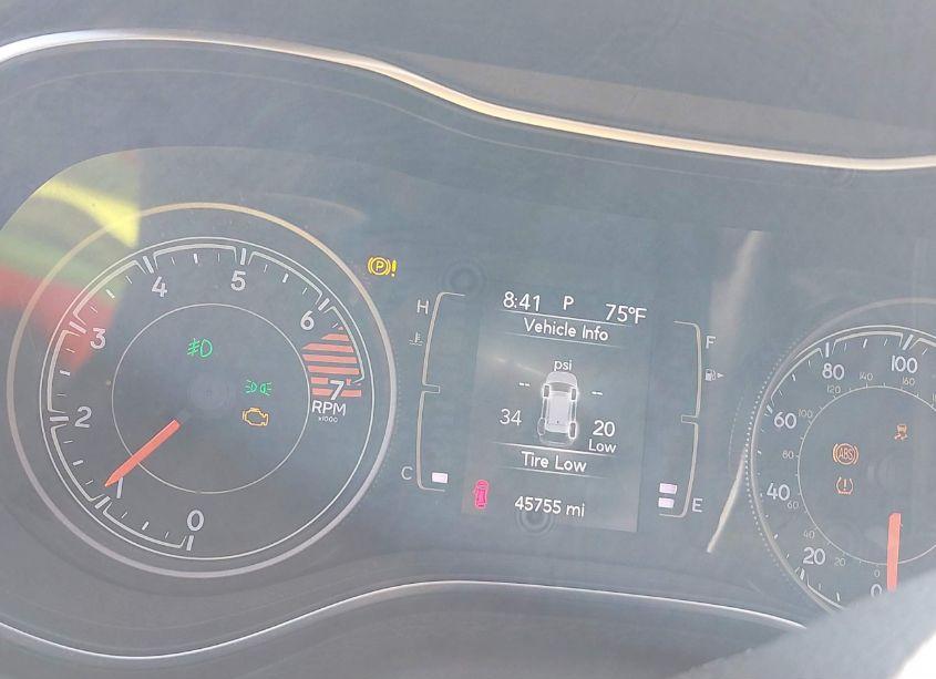 Photo 7 of 2019 Jeep Cherokee LATITUDE PLUS 4X4 (VIN 1C4PJMLB3KD254863)